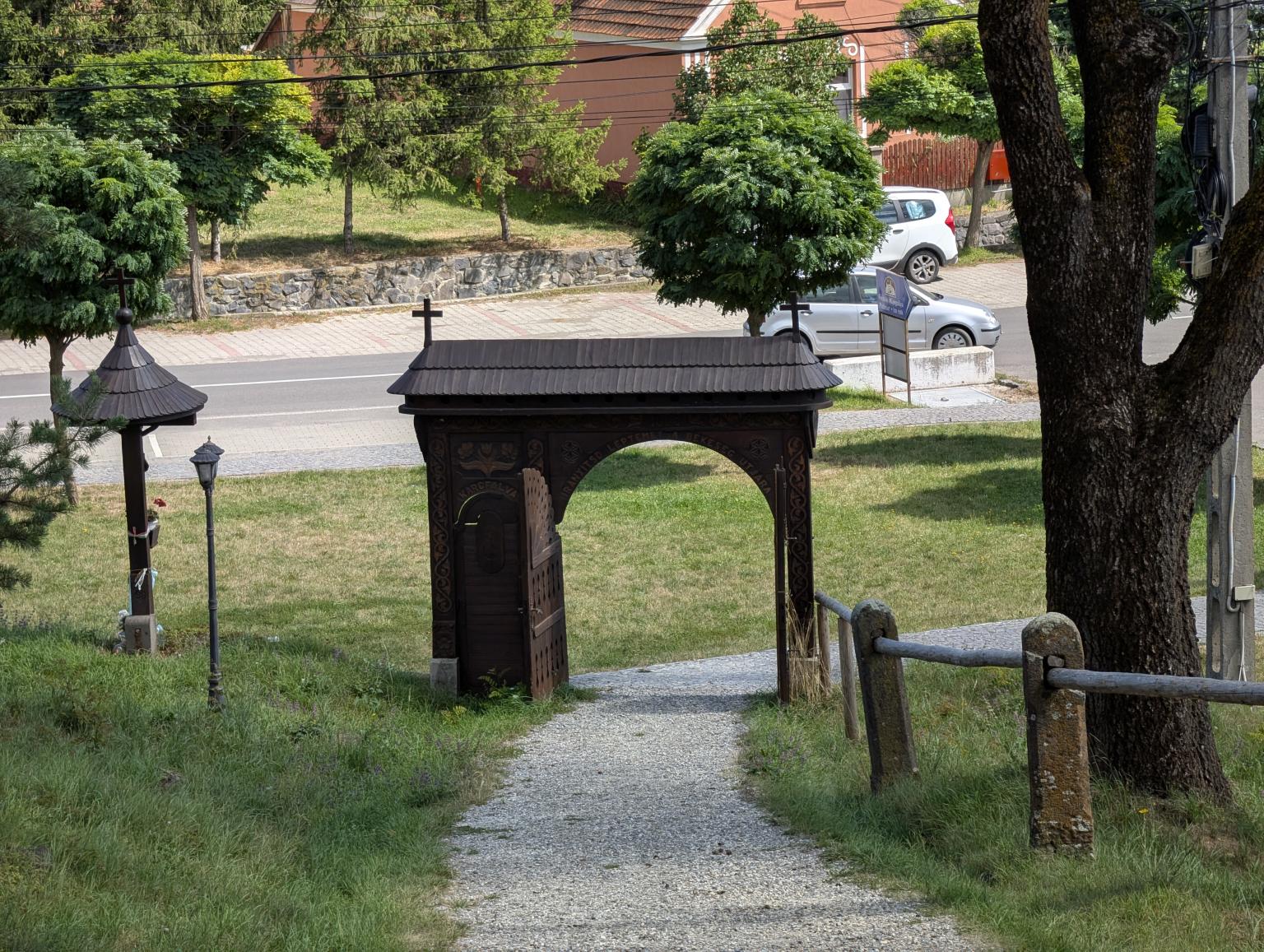 Biserica Fortificate Romano - Catolică Adormirea Maicii Domnului