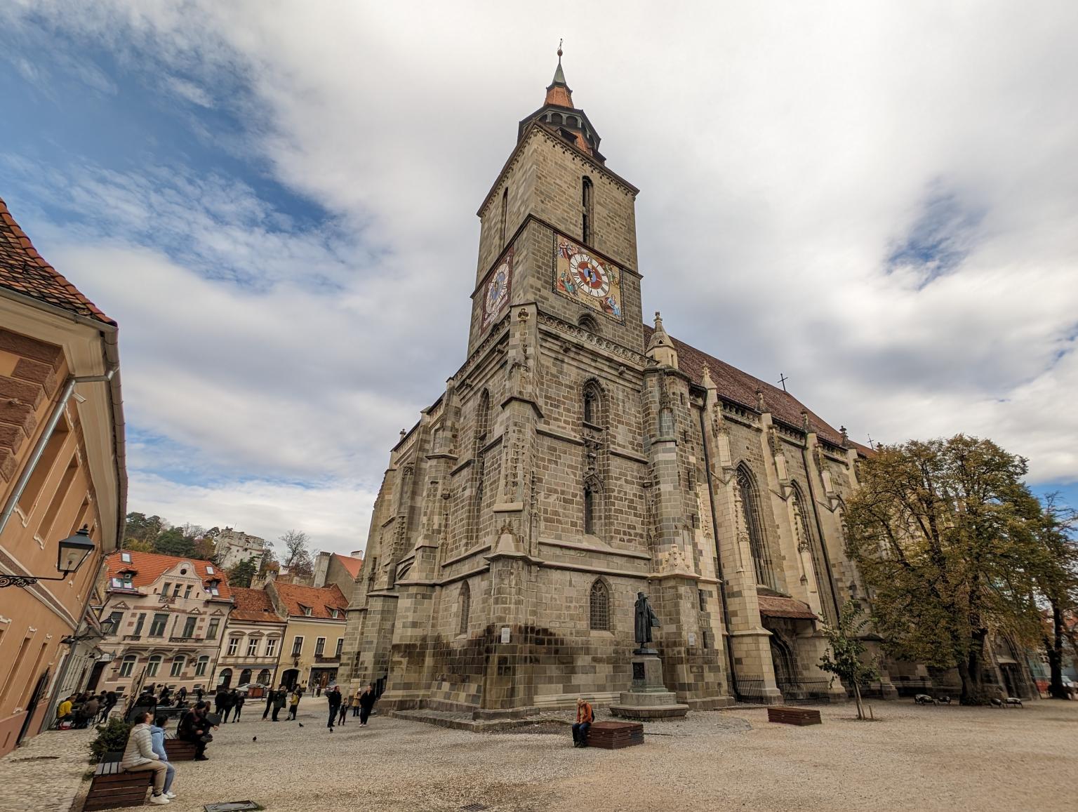 Ansamblul Biserica Neagră