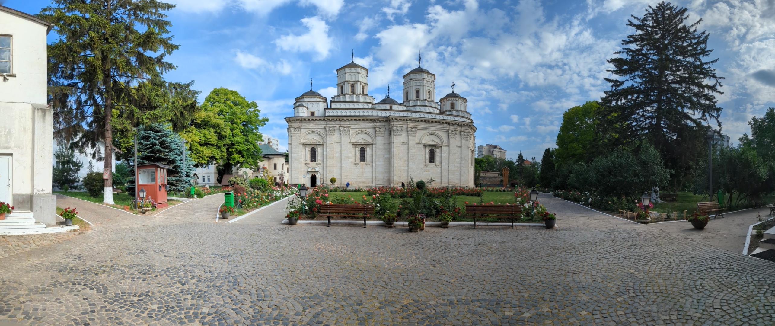 Ansamblul Mănăstirii Golia