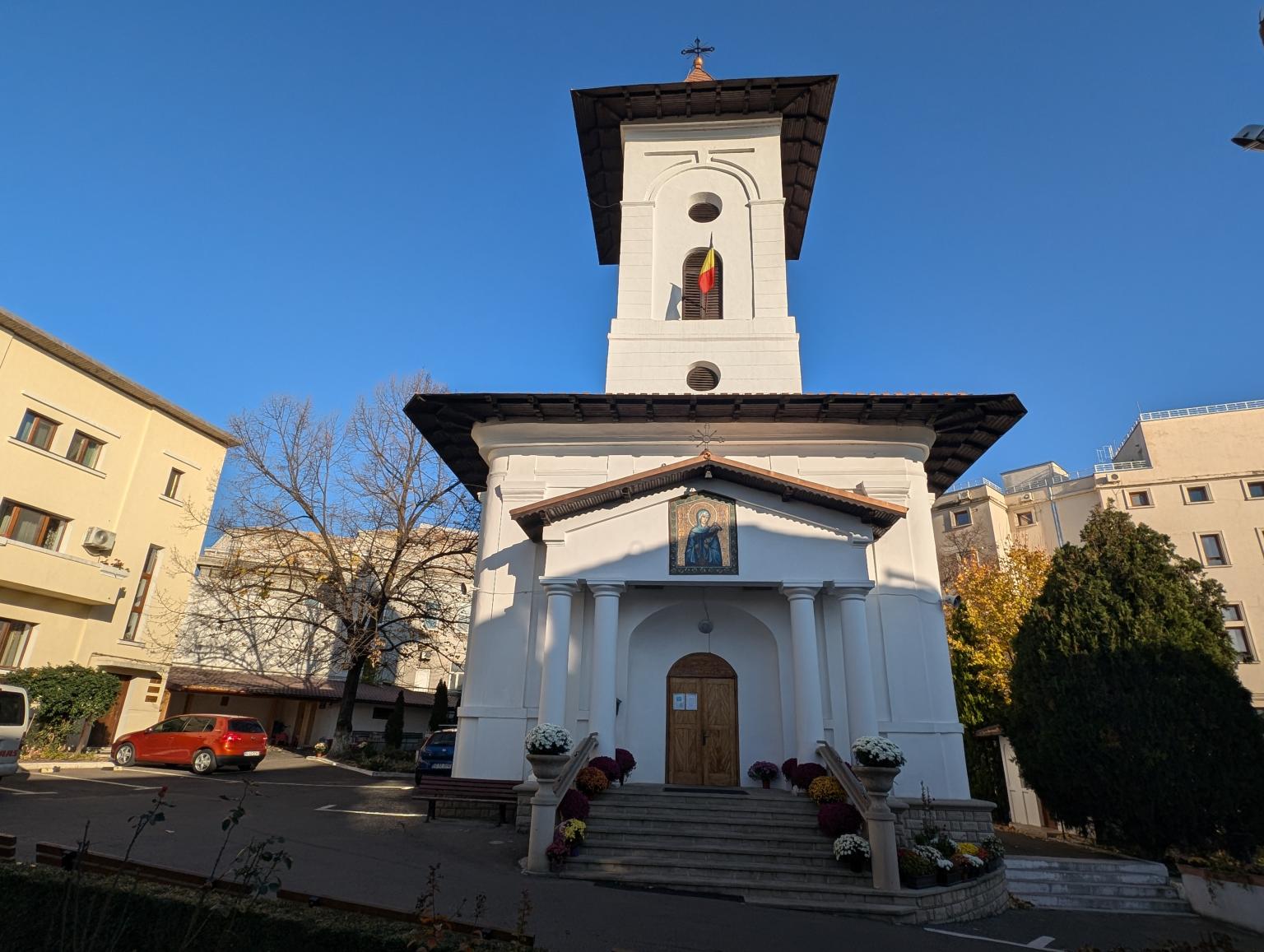 Biserica Sf. Paraschiva de Sus