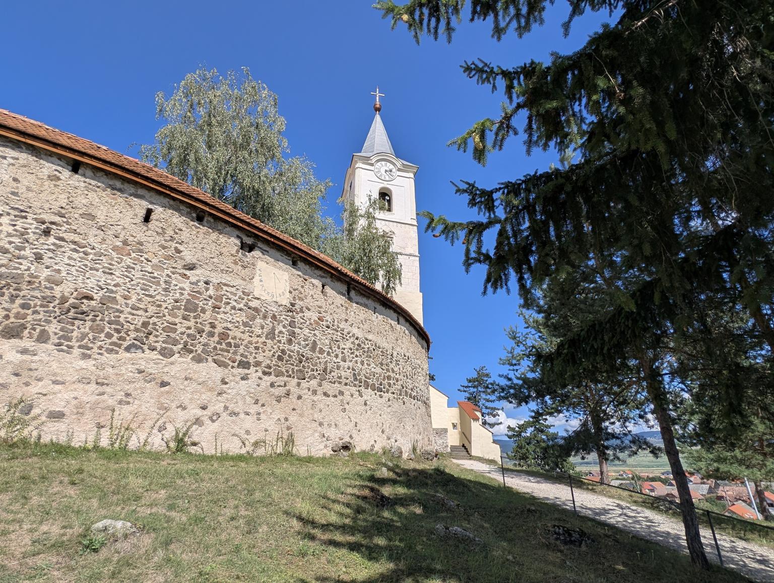 Biserica Fortificate Romano - Catolică Adormirea Maicii Domnului