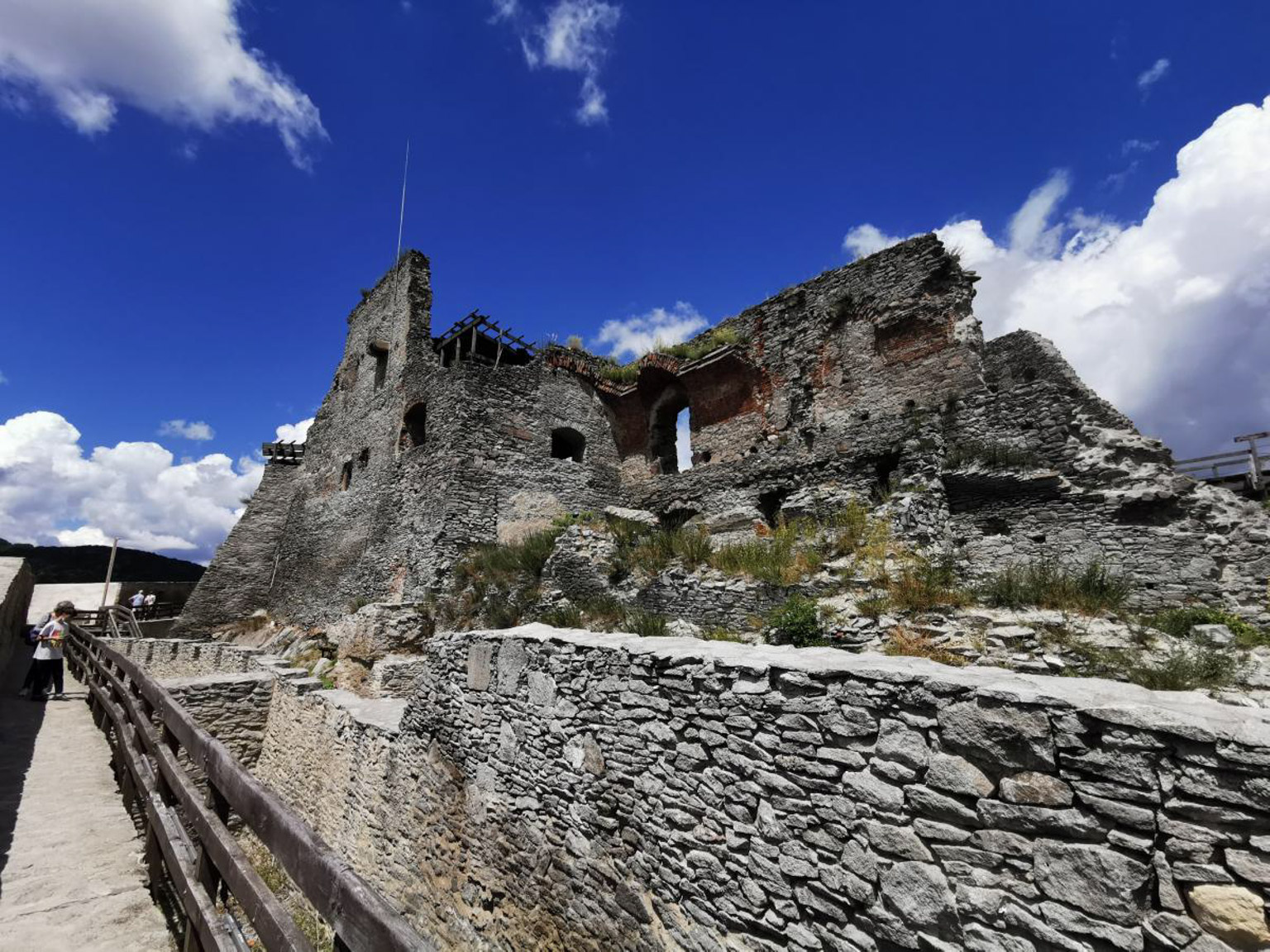 Ansamblul Cetatea Medievală Deva