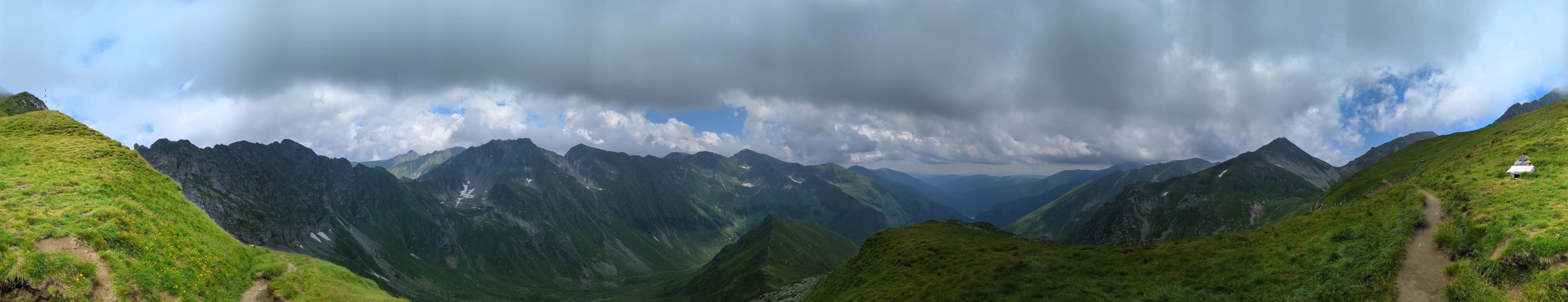 Fereastra Zmeilor - Lacul Capra