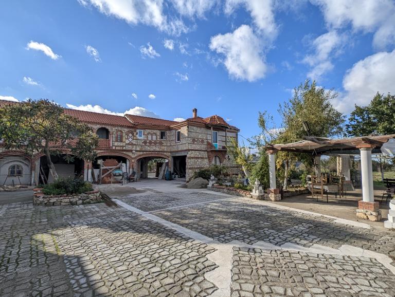 Mănăstirea Basarabi