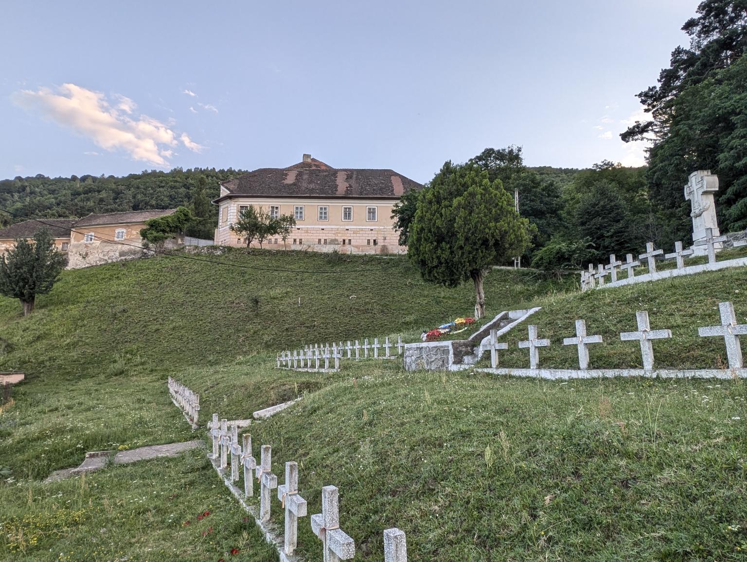 Castelul Turnu Roşu