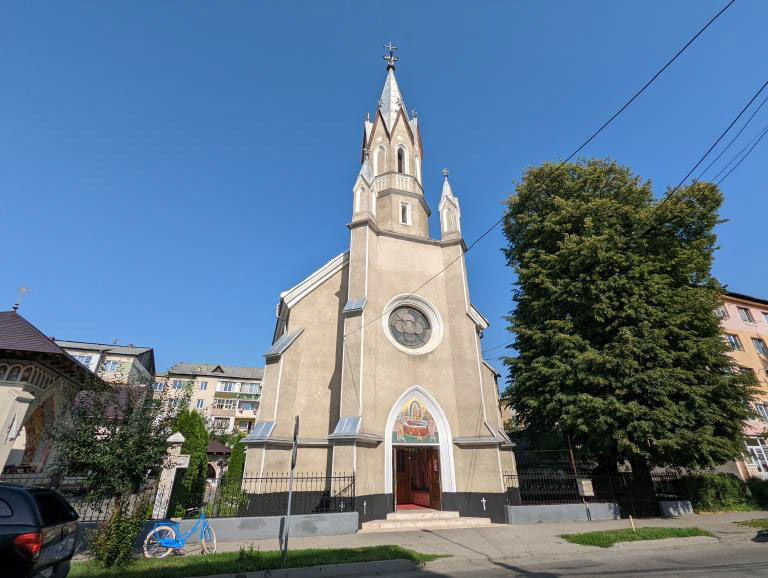 Biserica Adormirea Maicii Domnului
