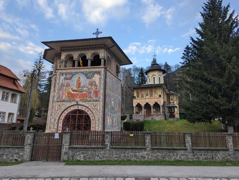 Biserica Adormirea Maicii Domnului