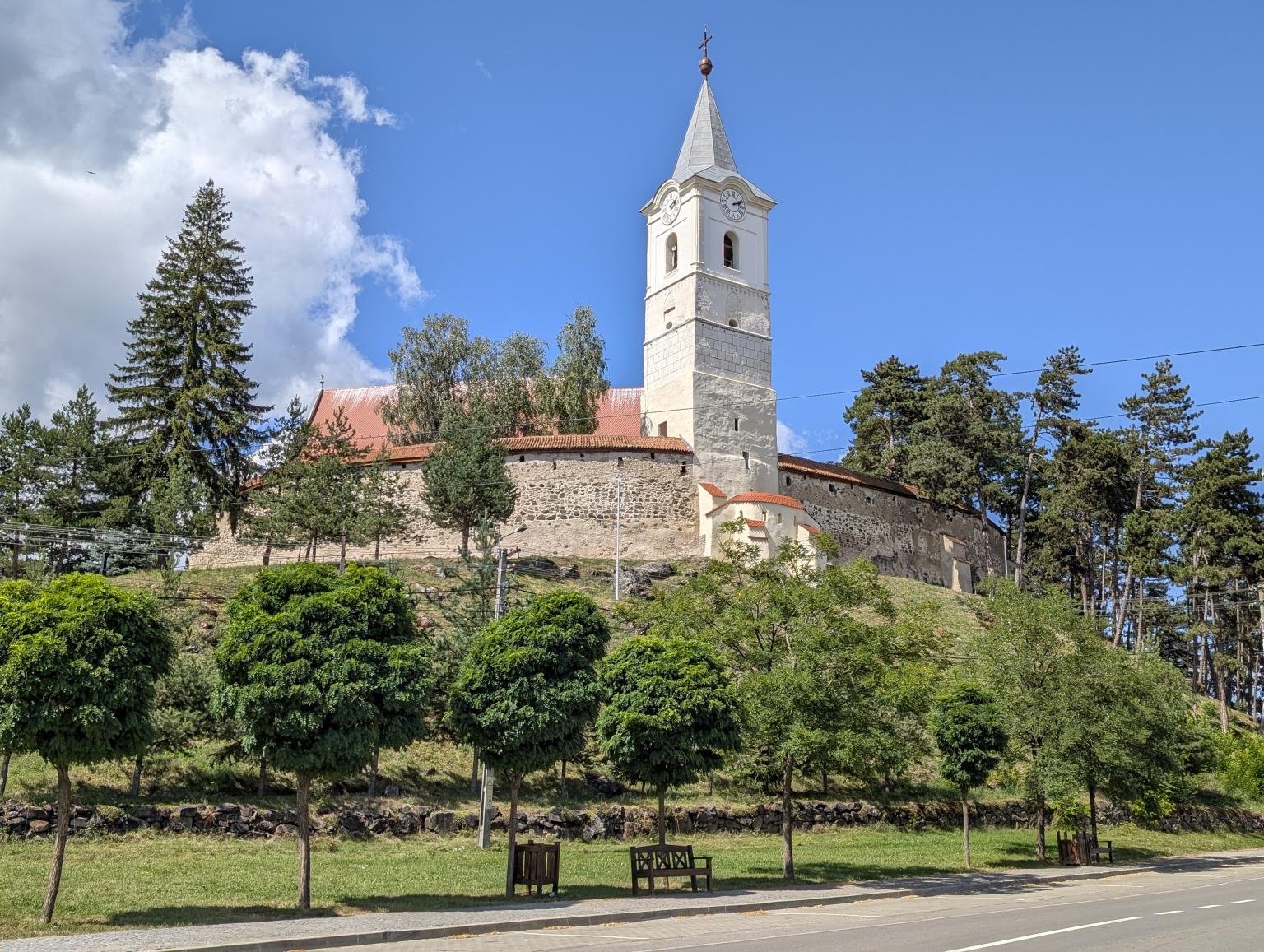 Biserica Fortificate Romano - Catolică Adormirea Maicii Domnului