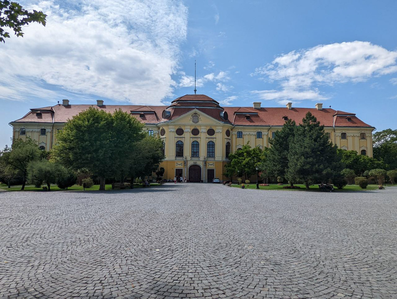 Basilica Romano-Catolică Înălţarea Fecioarei Maria