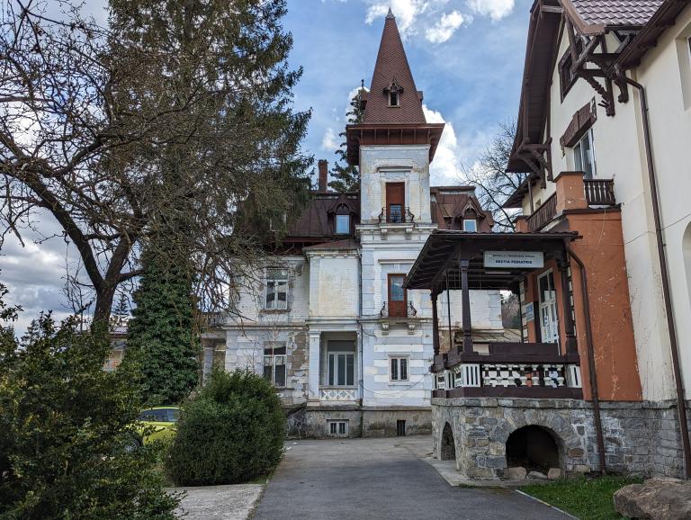 Casa Pencovici