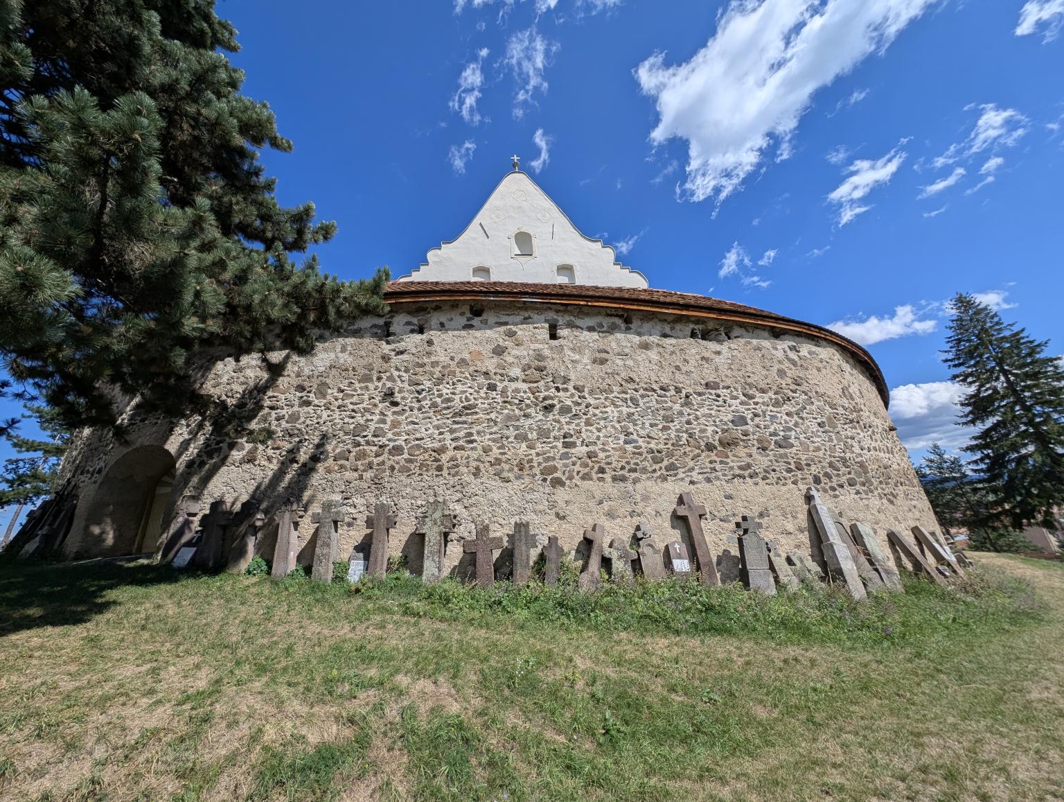 Biserica Fortificate Romano - Catolică Adormirea Maicii Domnului