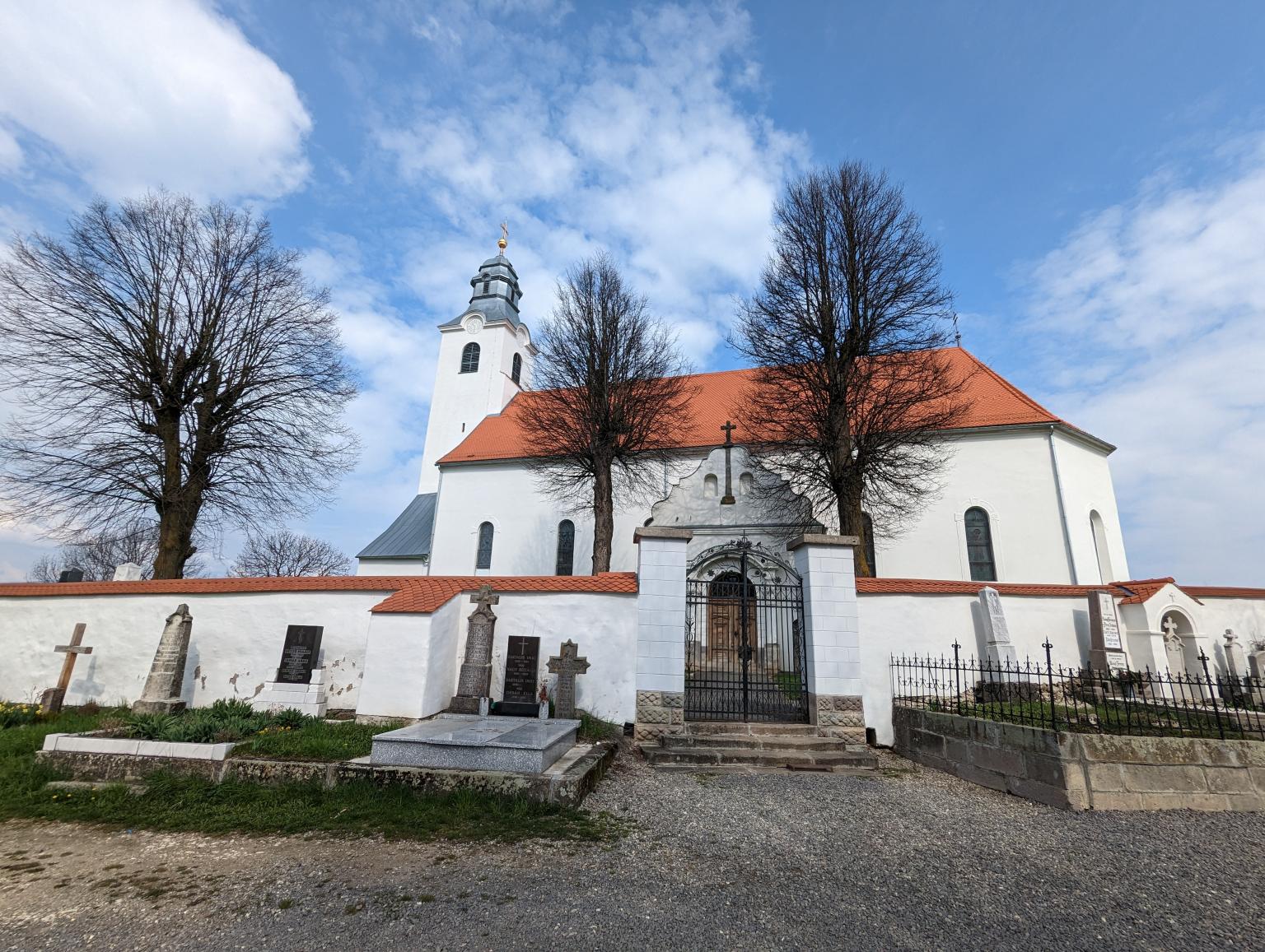Biserica Romano-Catolice Sf. Petru Şi Pavel