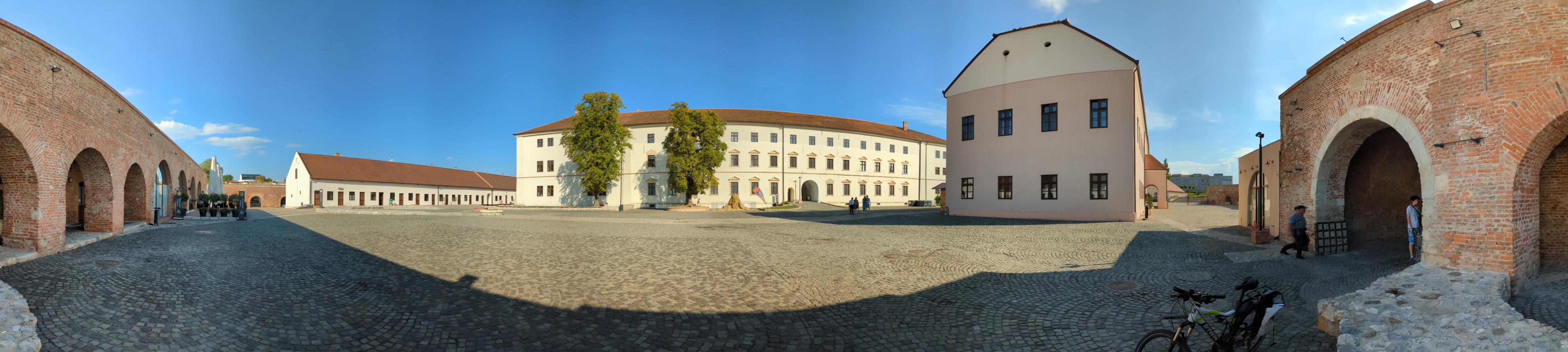 Cetatea Oradea