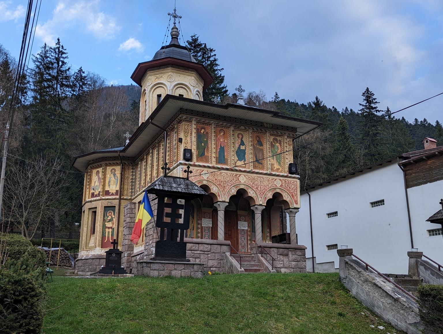 Biserica Adormirea Maicii Domnului