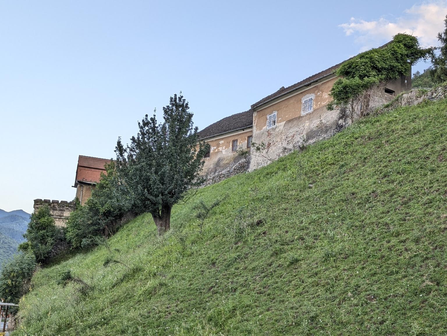 Castelul Turnu Roşu