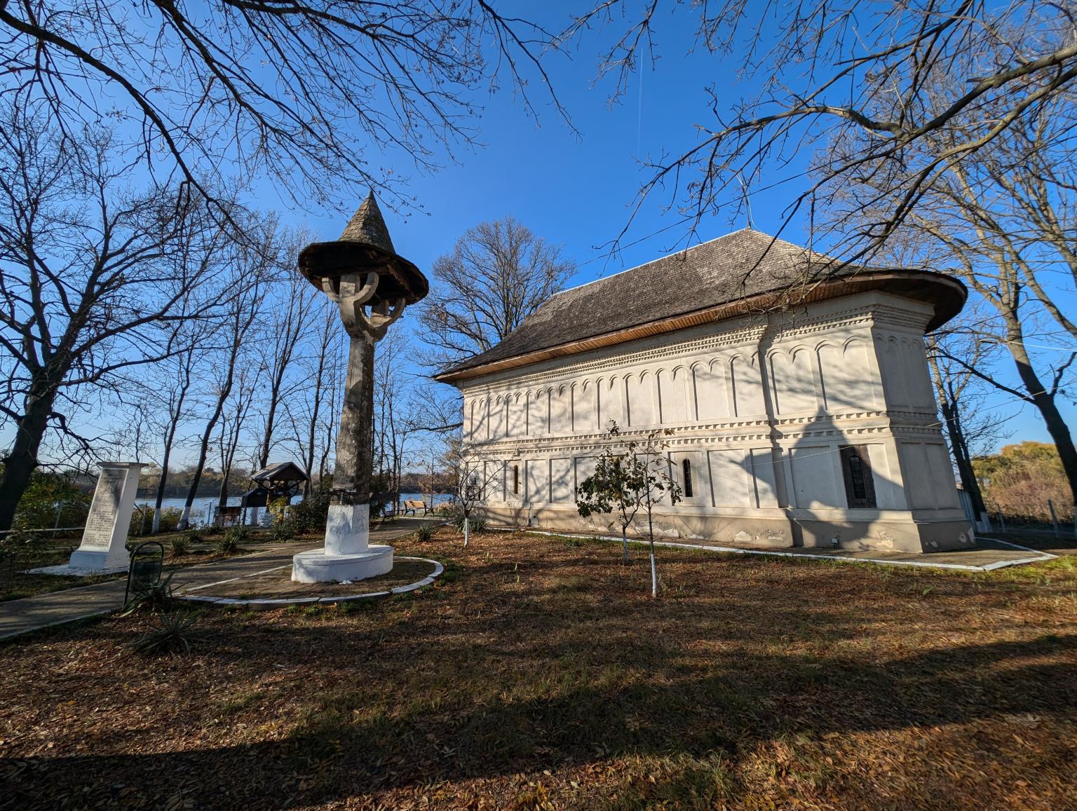 Biserica Sf. Nicolae - Rebegeşti